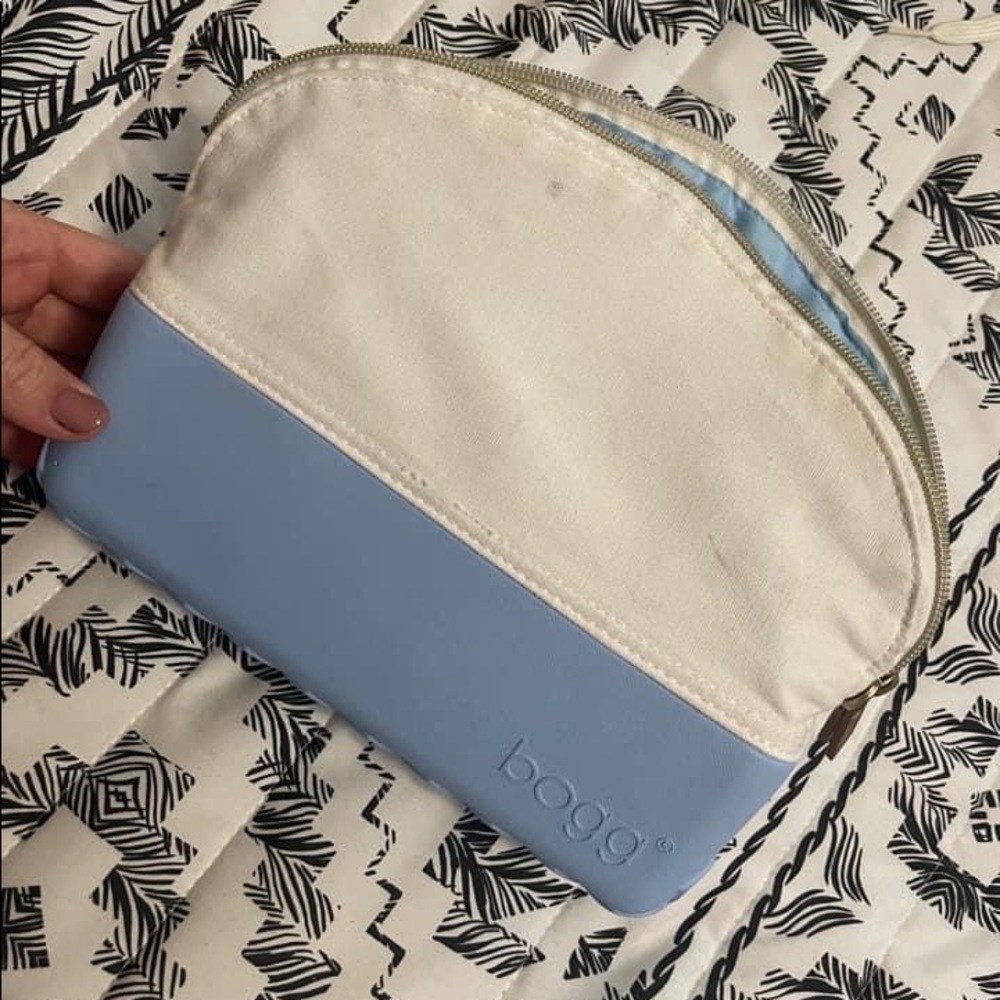 Bogg cosmetic bag